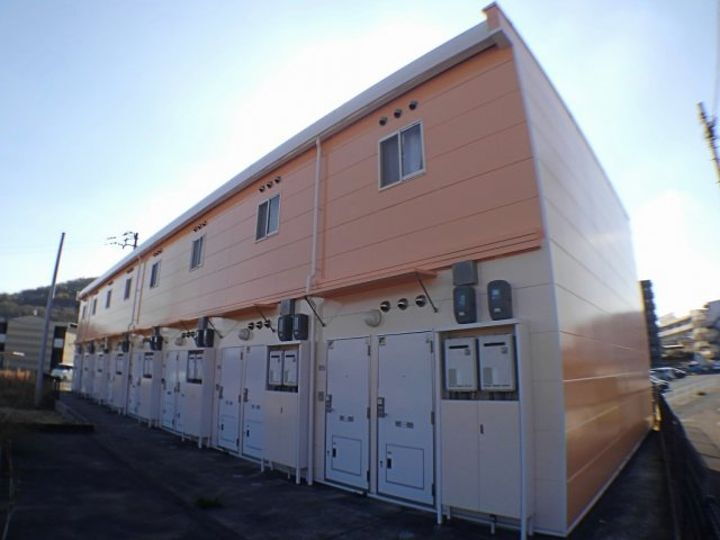 香川県高松市郷東町 賃貸アパート