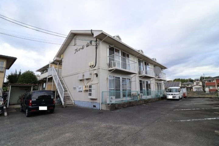 プレジール山河 2階建