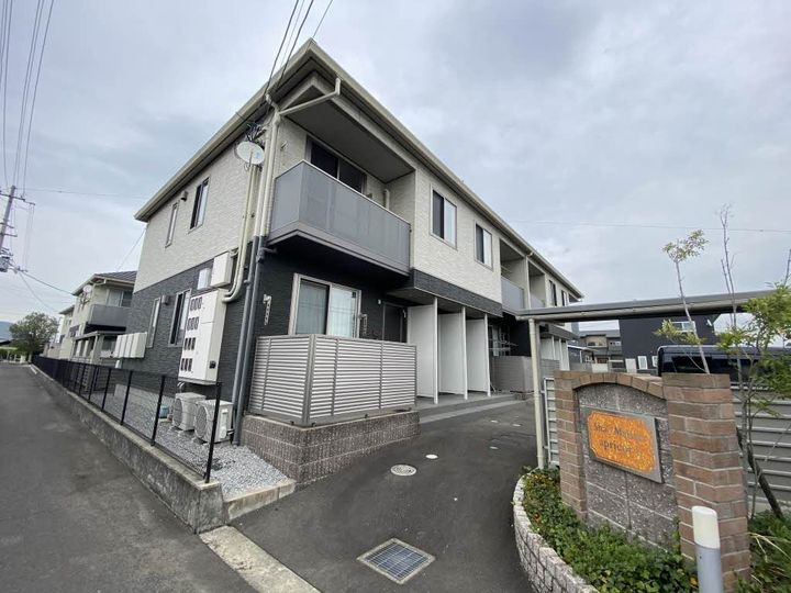 香川県高松市東山崎町 賃貸アパート