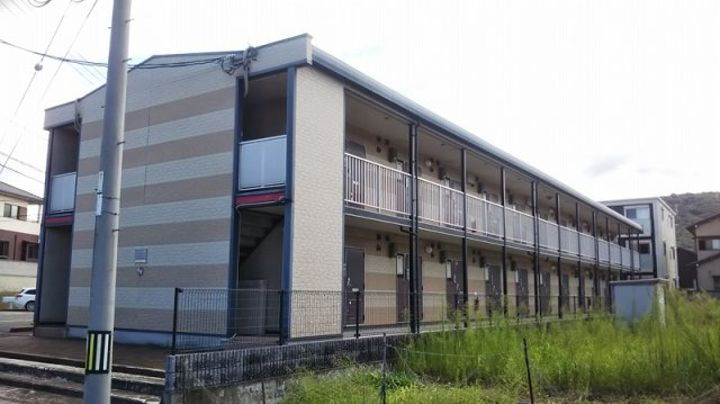 香川県坂出市久米町２丁目 賃貸アパート