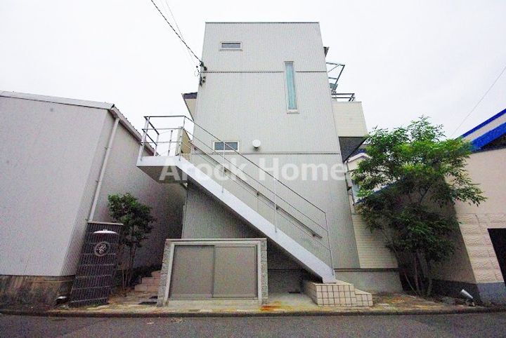 愛知県名古屋市中川区松ノ木町１丁目 賃貸アパート