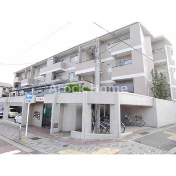 愛知県名古屋市名東区亀の井２丁目 賃貸マンション