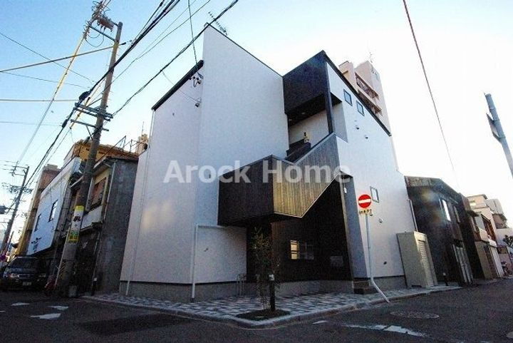 愛知県名古屋市中村区中島町３丁目 賃貸アパート