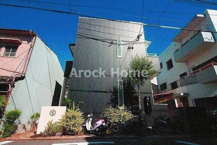 ラピネスコート