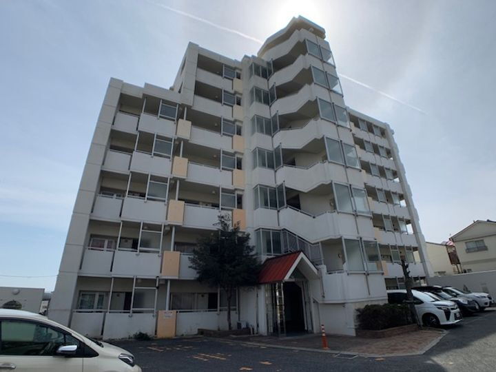 兵庫県神戸市長田区大丸町１丁目 7階建 築26年10ヶ月