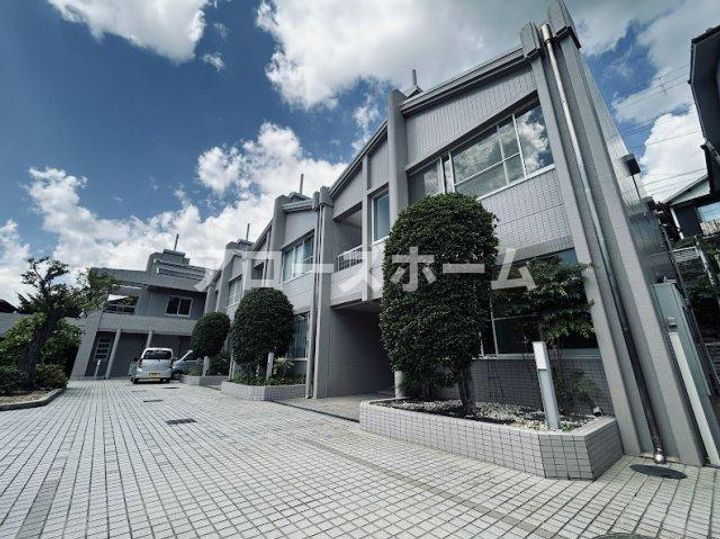 兵庫県神戸市東灘区岡本５丁目 2階建 築33年