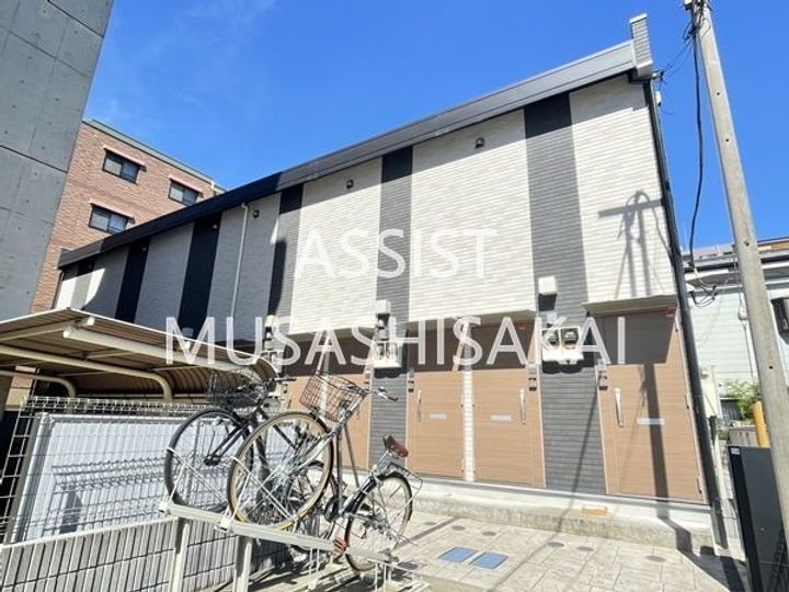 東京都三鷹市下連雀７丁目 2階建