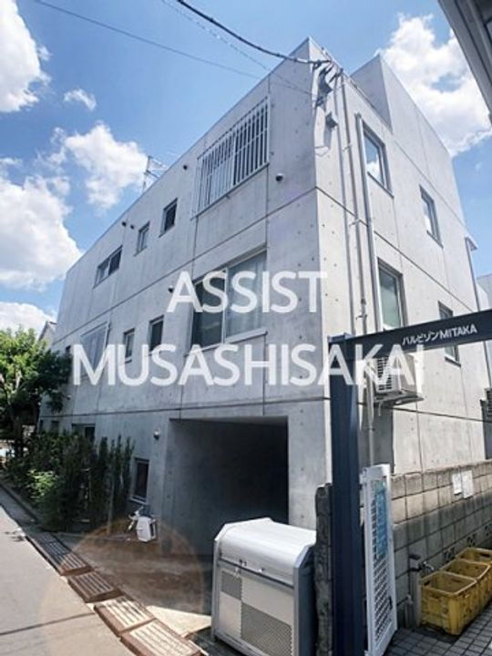 東京都武蔵野市中町２丁目 4階建