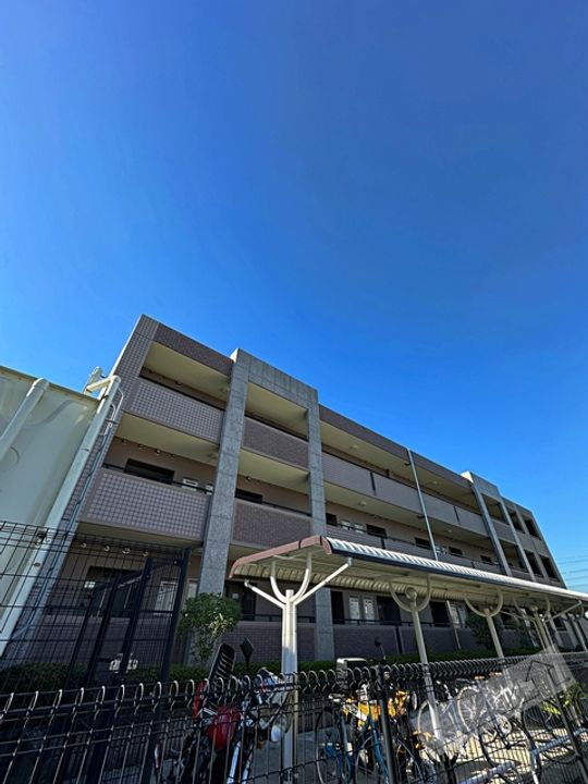 ベルフォーレ 3階建