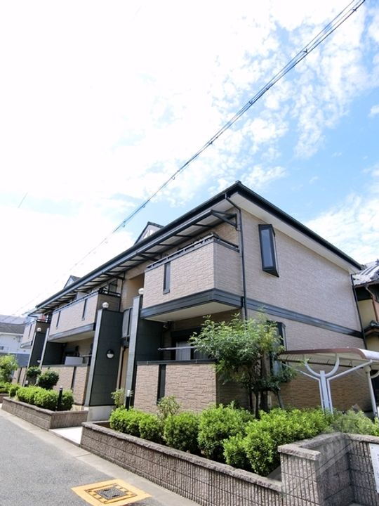 イーストワン