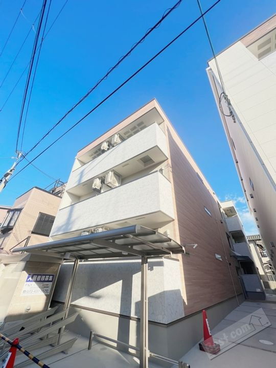 フジパレス高石駅西Ⅱ番館 3階建