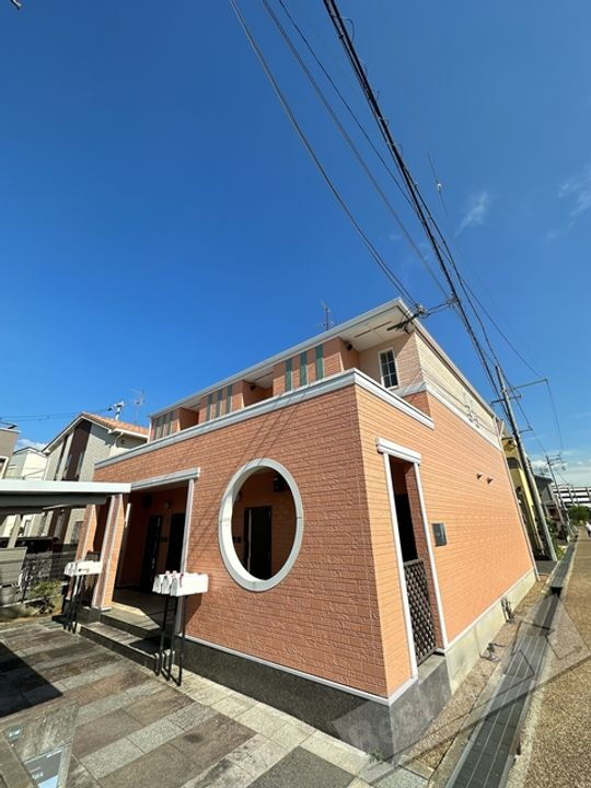 クレール幸 2階建