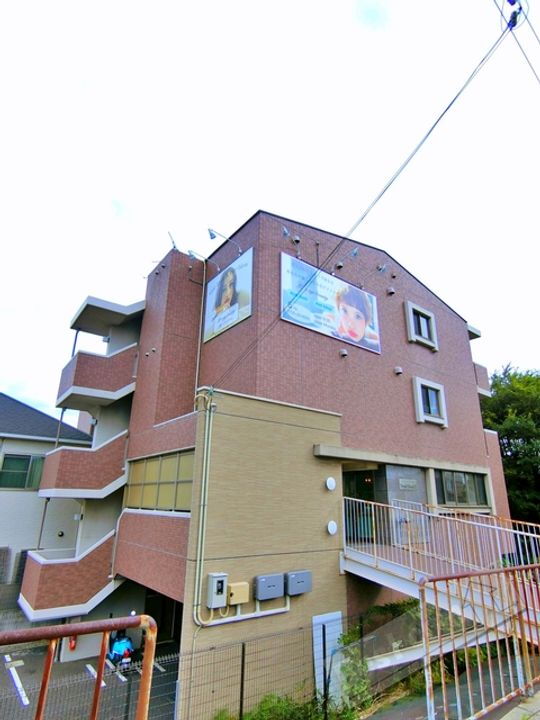 フォレストインサイドⅤ 4階建