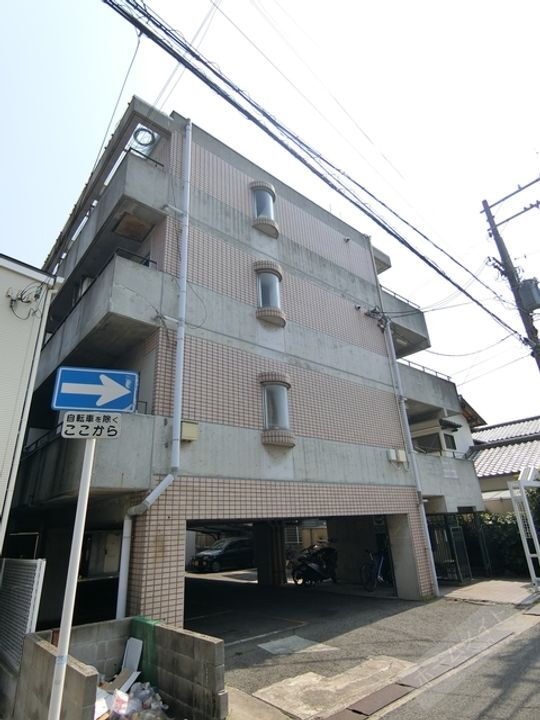 アバンティ貝塚Ⅱ番館