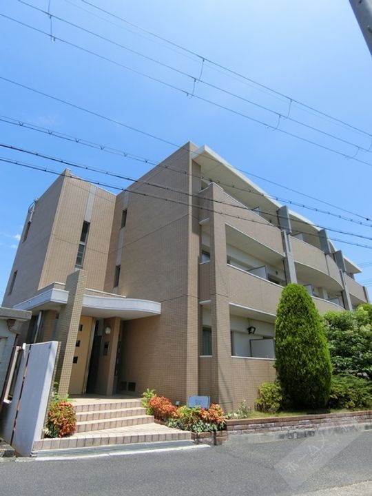 カーサ恵風 3階建
