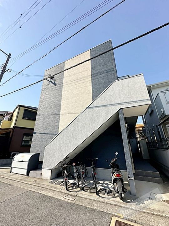 大阪府堺市西区鳳西町２丁 賃貸アパート
