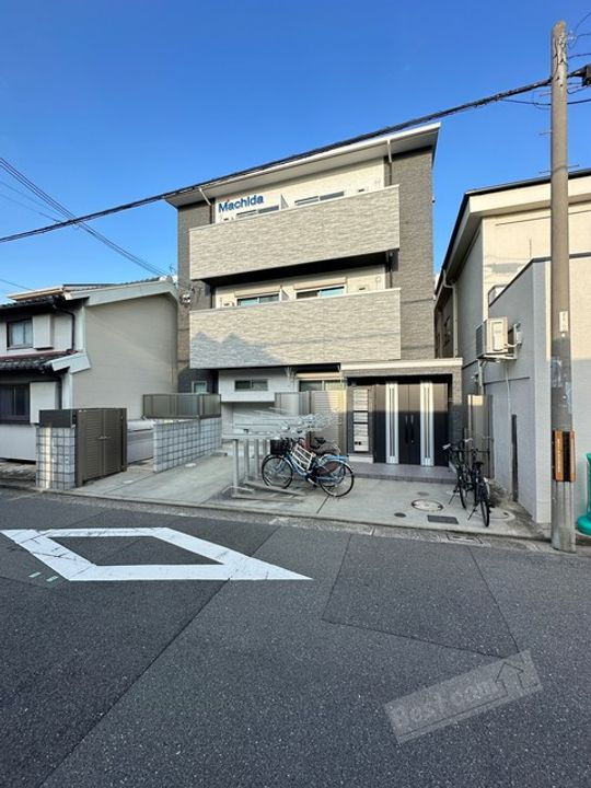 エヌエムサンカンテセット 3階建