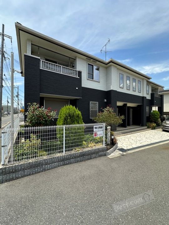 大阪府堺市堺区西湊町６丁 賃貸アパート