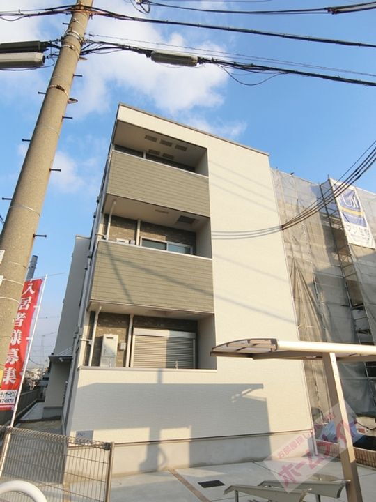 フジパレス浜寺公園Ⅰ番館 3階建