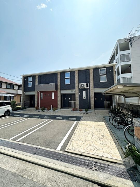 大阪府堺市西区浜寺石津町東３丁 賃貸アパート