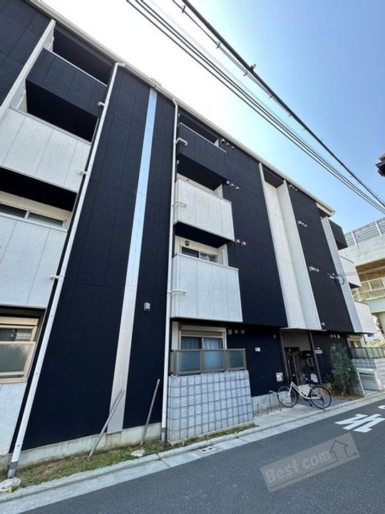 エヌエムスワサントドゥウエスト 4階建