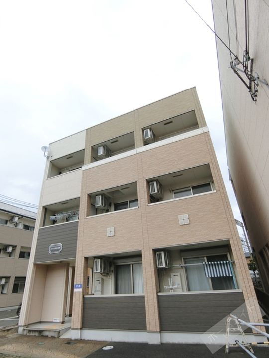 大阪府堺市西区浜寺諏訪森町西３丁 賃貸アパート