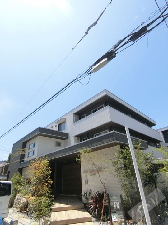 セントラル　ポー 3階建