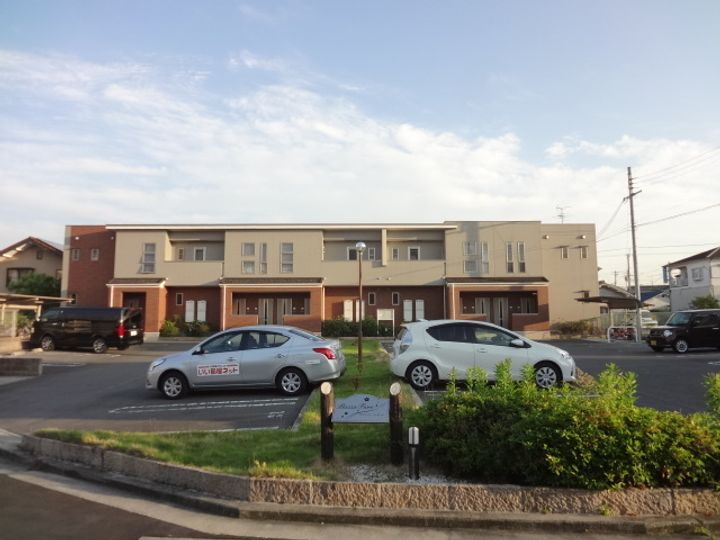 大阪府堺市美原区多治井 賃貸アパート