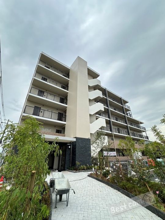 大阪府堺市北区百舌鳥梅町３丁 賃貸マンション