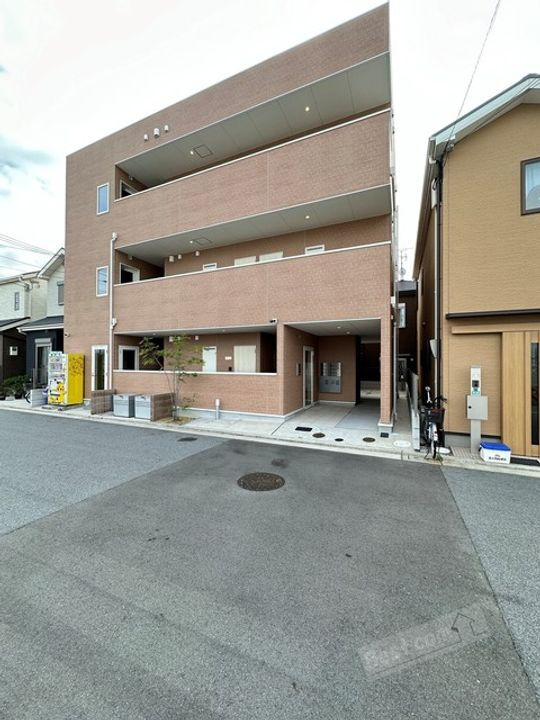 ジーアップルーチェ
