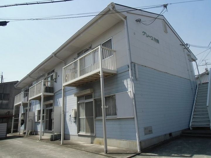 グレース丹南 2階建