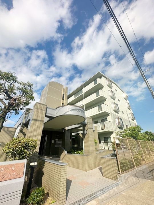 クレール・シャルム 5階建