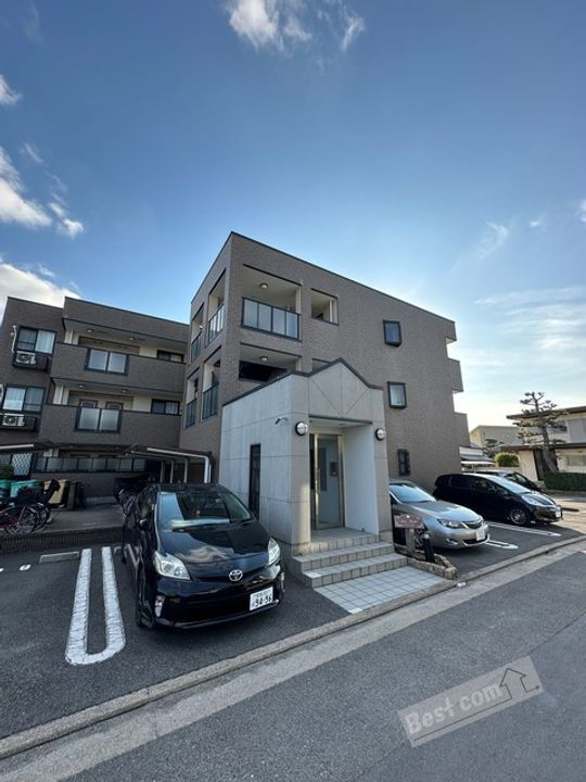 大阪府堺市北区新堀町２丁 賃貸マンション