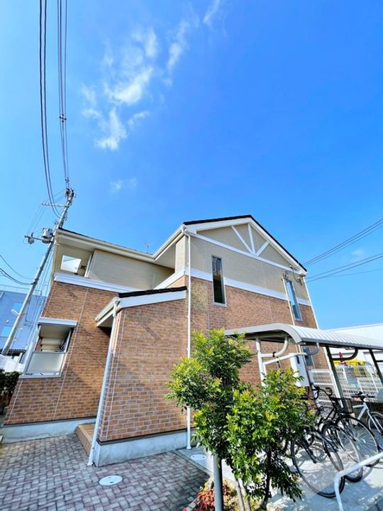 大阪府堺市西区浜寺船尾町東４丁 賃貸アパート