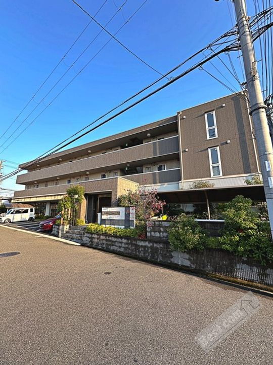 大阪府堺市北区百舌鳥梅町３丁 賃貸アパート