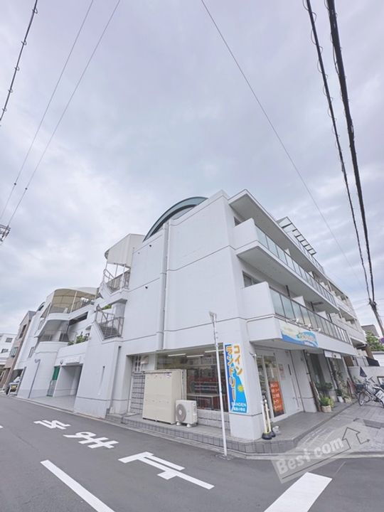 サンデンフラッツ 4階建