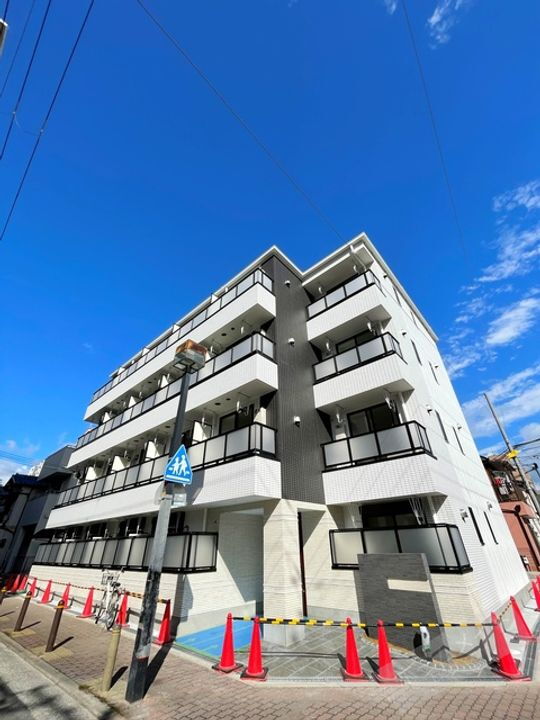ラルーチェ苅田