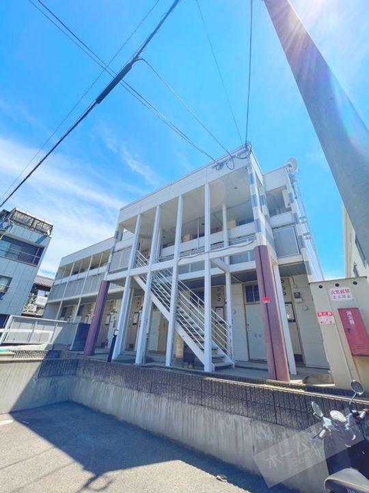 レオパレス鷹合