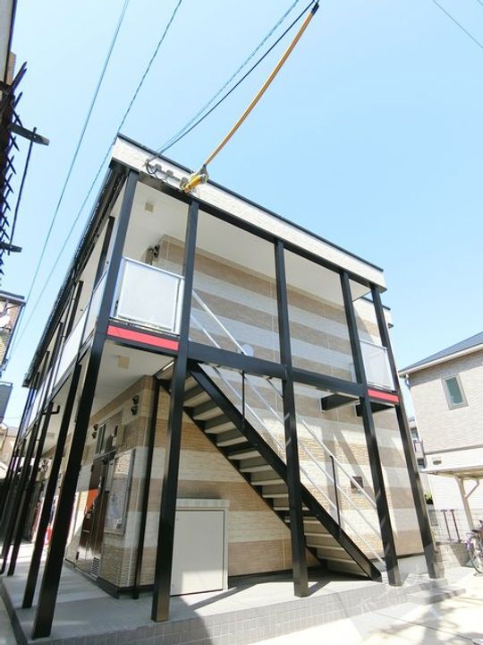 レオパレス文の里Ｊ＆Ｋ 2階建