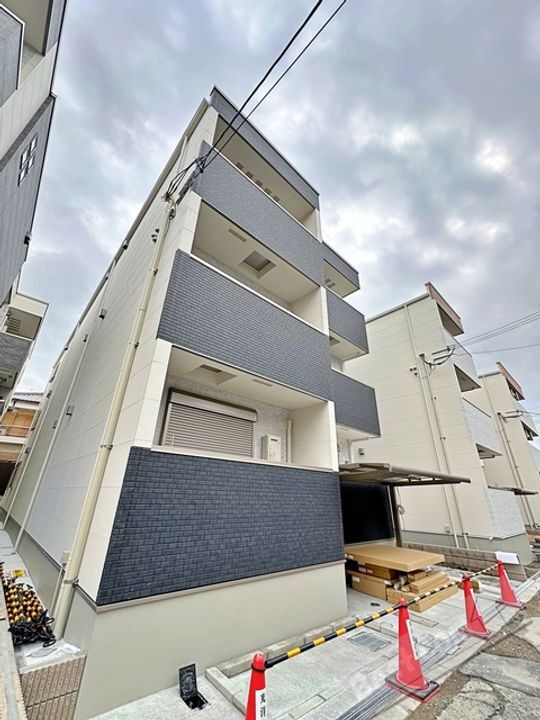フジパレス平野郷Ⅱ番館 3階建