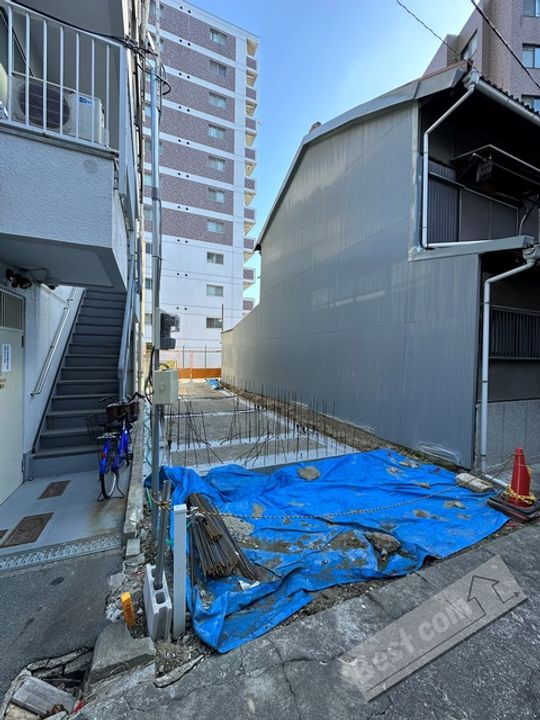 万代東マンション 4階建