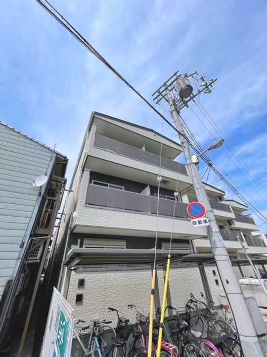 ＦｍａｉｓｏｎＬＯＲＥⅥ番館