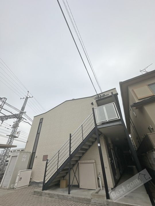 レオパレスエイト