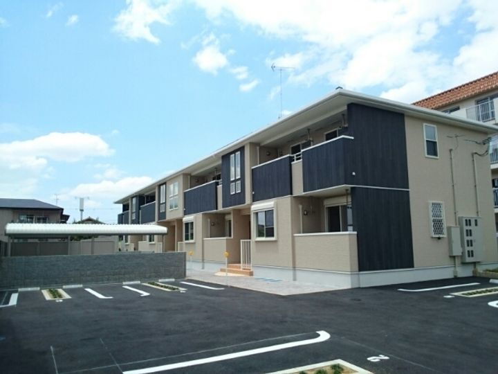 大阪府富田林市桜井町１丁目 賃貸アパート