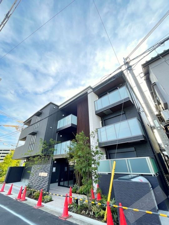 ｓｏｕｔｈｅｒｎ　Ｌｉｎｏ 3階建