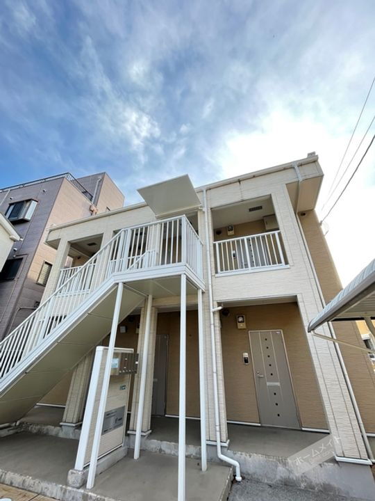 大阪府堺市西区北条町１丁 賃貸アパート