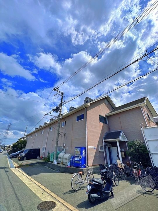 フローラルマンション 2階建