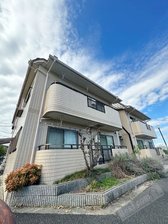 大津池第二マンション 2階建