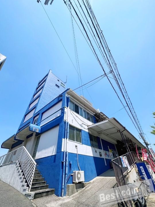 大阪府和泉市弥生町１丁目 賃貸マンション