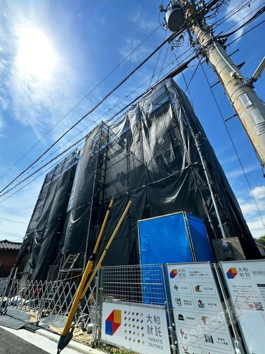 ジーメゾン鳳南クレール 3階建